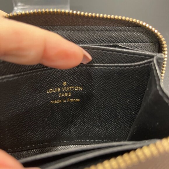 Louis Vuitton Monogram Giant Zippy Coin Purse (133861) - Picture 6 of 6